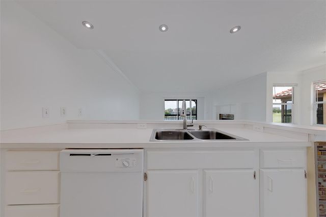2400 FEATHER SOUND DRIVE 928, Clearwater, FL 33762