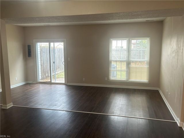 3712 Singing Wood TRL, Virginia Beach, VA 23452