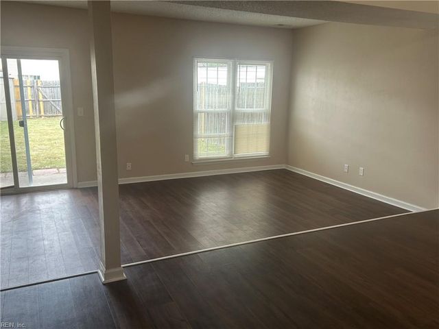 3712 Singing Wood TRL, Virginia Beach, VA 23452