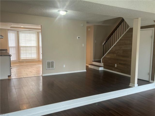 3712 Singing Wood TRL, Virginia Beach, VA 23452