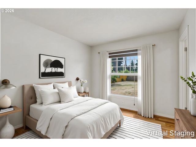 15540 Se HARRISON St, Portland, OR 97233