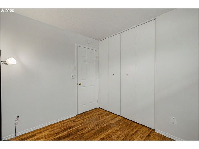 15540 Se HARRISON St, Portland, OR 97233