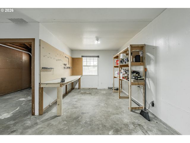 15540 Se HARRISON St, Portland, OR 97233