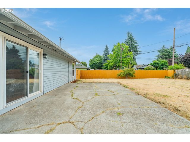 15540 Se HARRISON St, Portland, OR 97233