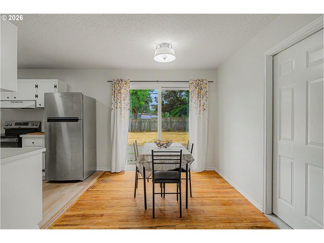15540 Se HARRISON St, Portland, OR 97233
