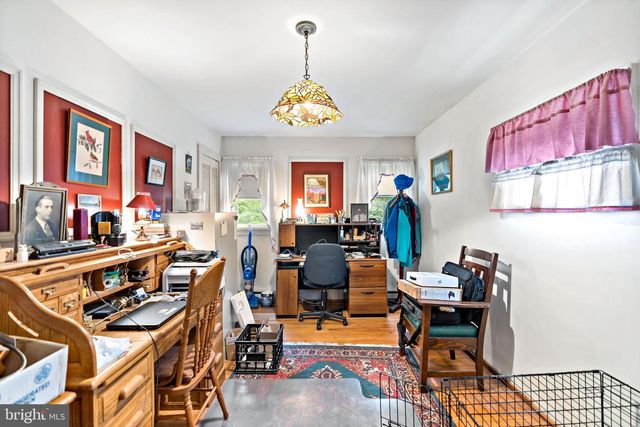 819 PACKING HOUSE RD, Berkeley Springs, WV 25411