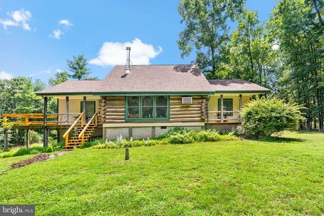 819 PACKING HOUSE RD, Berkeley Springs, WV 25411