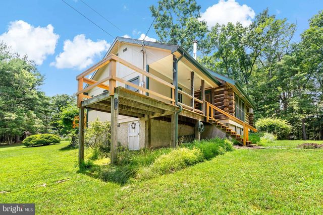 819 PACKING HOUSE RD, Berkeley Springs, WV 25411