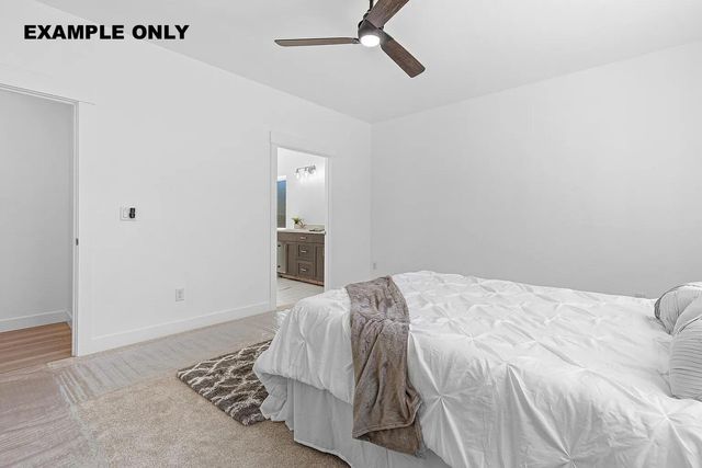 313 E Rapp Road, Talent, OR 97540