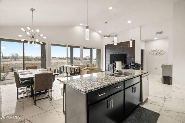 12033 Hidden Gardens Place, Socorro, TX 79927