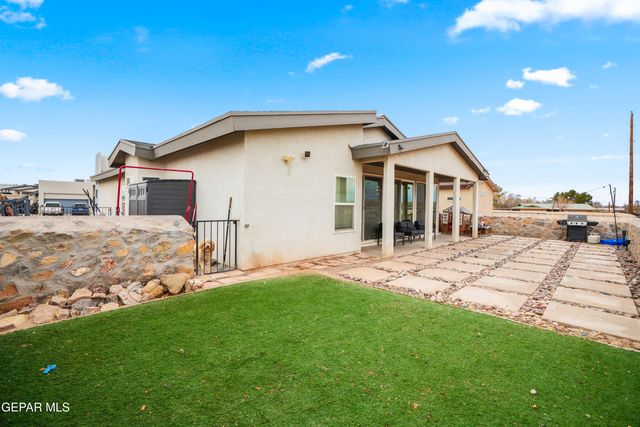 12033 Hidden Gardens Place, Socorro, TX 79927