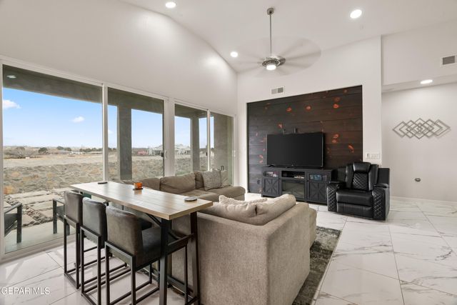 12033 Hidden Gardens Place, Socorro, TX 79927