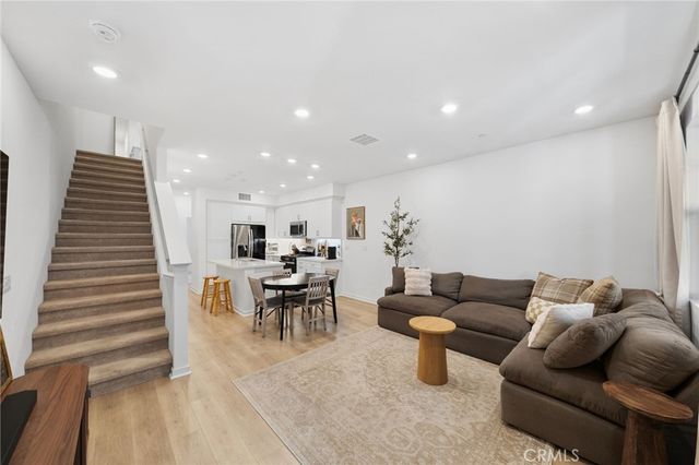 16432 Whittier Boulevard 2, Whittier, CA 90603