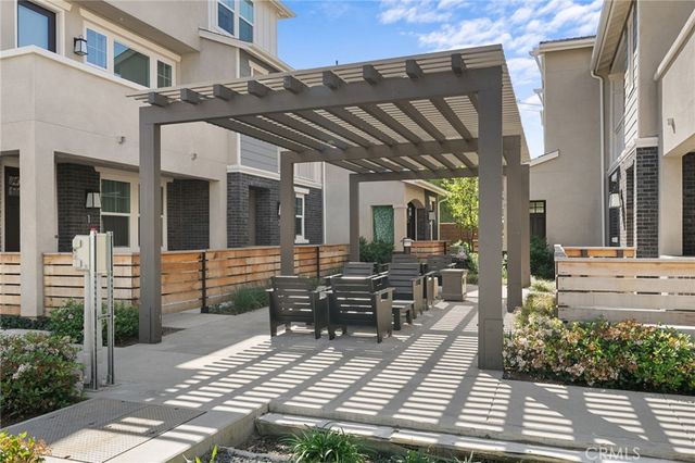 16432 Whittier Boulevard 2, Whittier, CA 90603