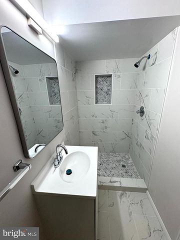 2903 MONTAUK CT, Falls Church, VA 22042