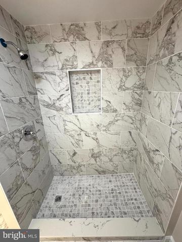 2903 MONTAUK CT, Falls Church, VA 22042