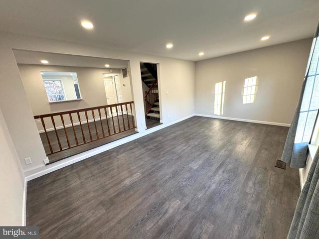 2903 MONTAUK CT, Falls Church, VA 22042