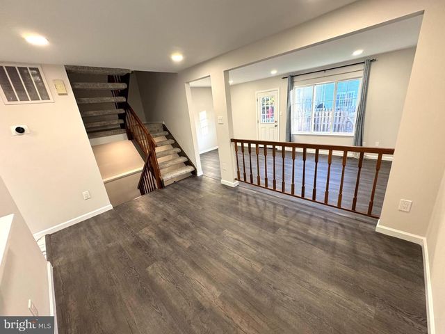 2903 MONTAUK CT, Falls Church, VA 22042