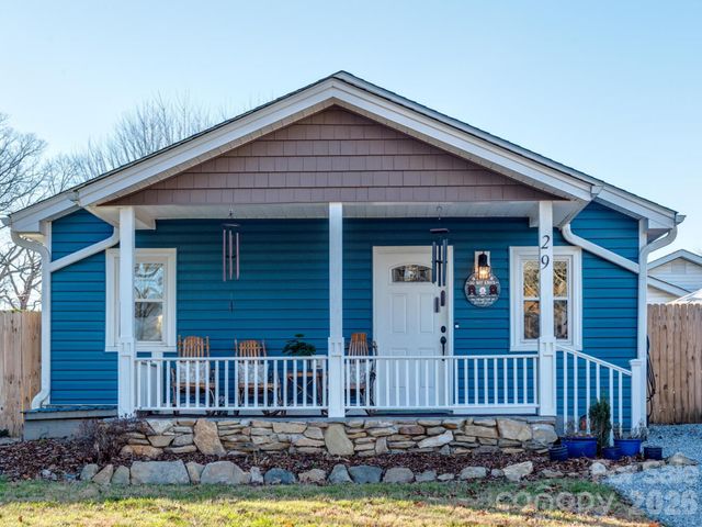 29 White Oak Road, Arden, NC 28704