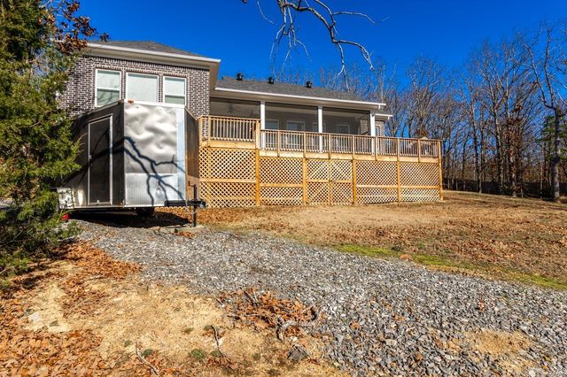 24 Blue Jay Way, Conway, AR 72032