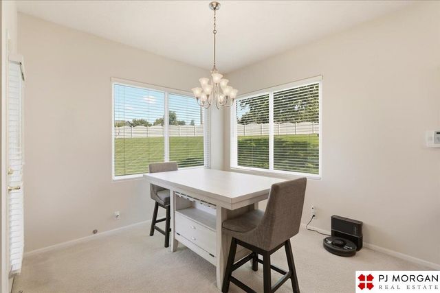 5162 N 151 Avenue, Omaha, NE 68116