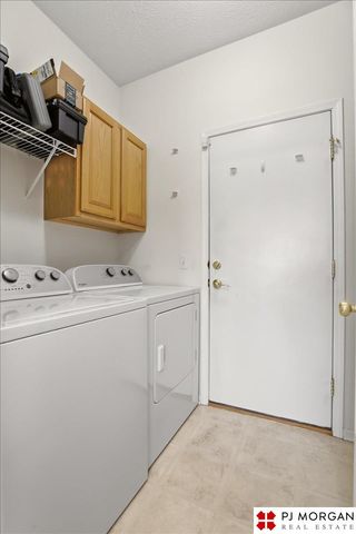 5162 N 151 Avenue, Omaha, NE 68116