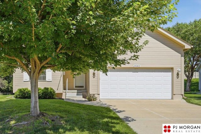5162 N 151 Avenue, Omaha, NE 68116