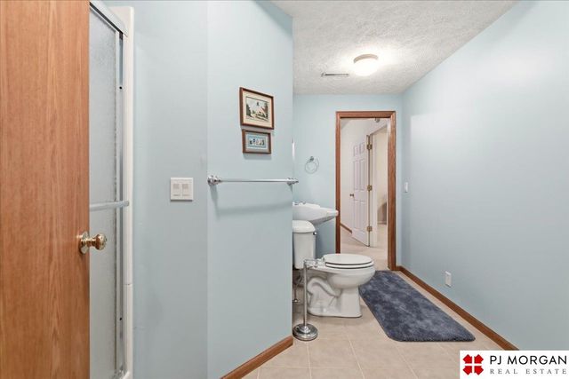 5162 N 151 Avenue, Omaha, NE 68116