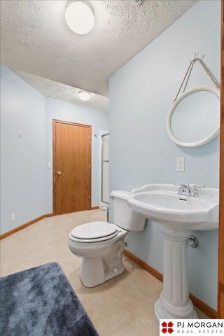5162 N 151 Avenue, Omaha, NE 68116