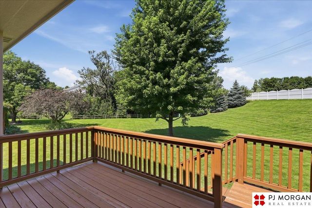 5162 N 151 Avenue, Omaha, NE 68116