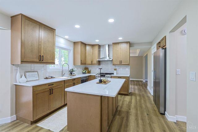 5475 Pine Vista Court, West Chester, OH 45069