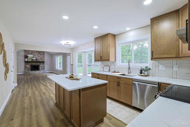 5475 Pine Vista Court, West Chester, OH 45069