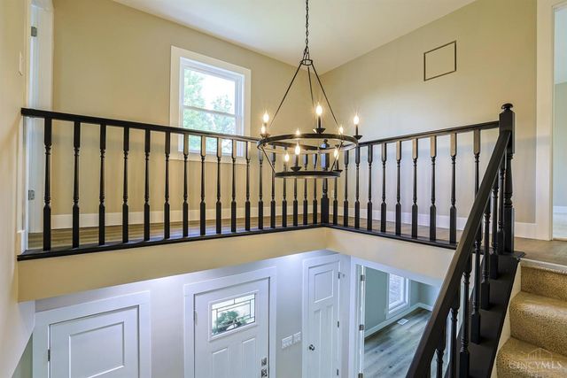 5475 Pine Vista Court, West Chester, OH 45069