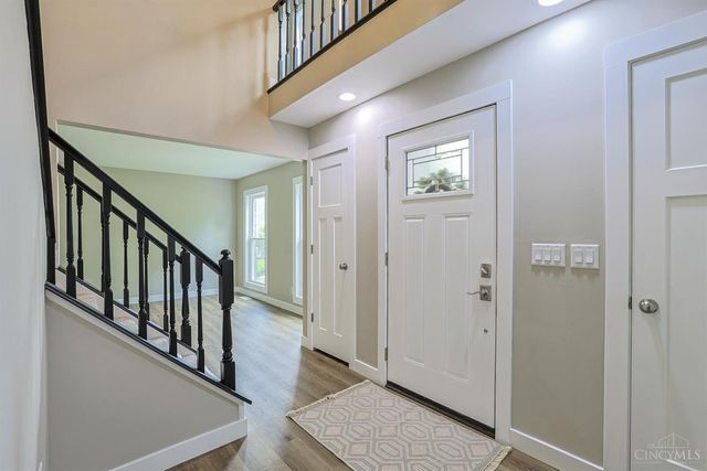 5475 Pine Vista Court, West Chester, OH 45069