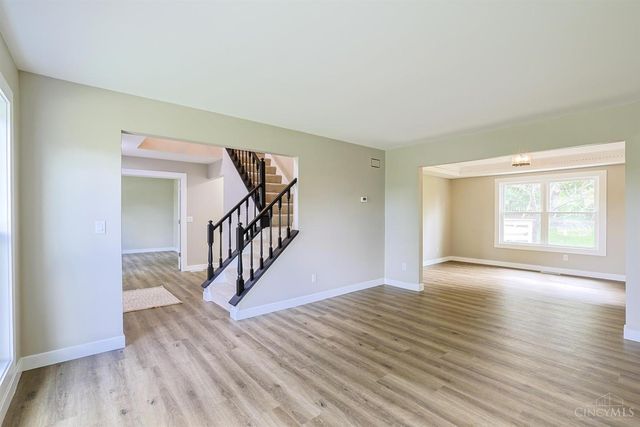 5475 Pine Vista Court, West Chester, OH 45069