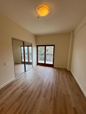 200 Sheridan Avenue 408, Palo Alto, CA 94306