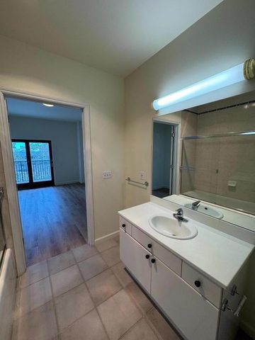 200 Sheridan Avenue 408, Palo Alto, CA 94306