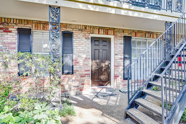 3224 Timmons Lane 157, Houston, TX 77027