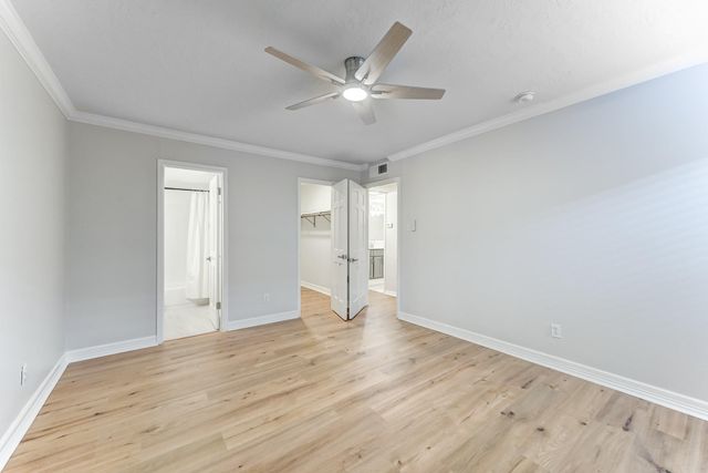 3224 Timmons Lane 157, Houston, TX 77027