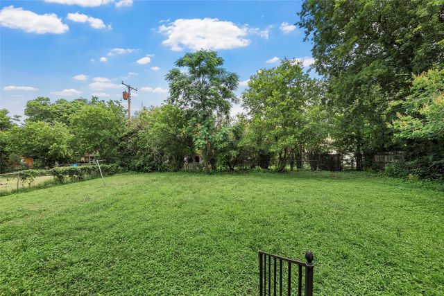 2225 N 50th Street, Waco, TX 76710