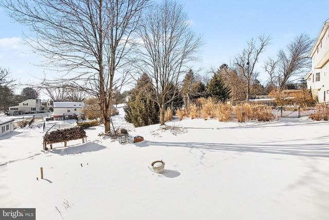 4398 SAINT ANDREWS WAY, Harrisburg, PA 17112