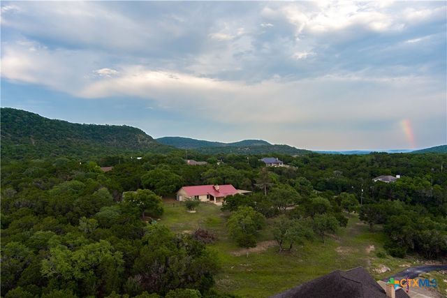 1143 Flaman Road, Canyon Lake, TX 78133