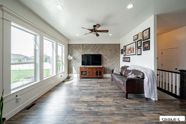 5100 E Nelson Drive, Iona, ID 83427