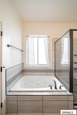 5100 E Nelson Drive, Iona, ID 83427