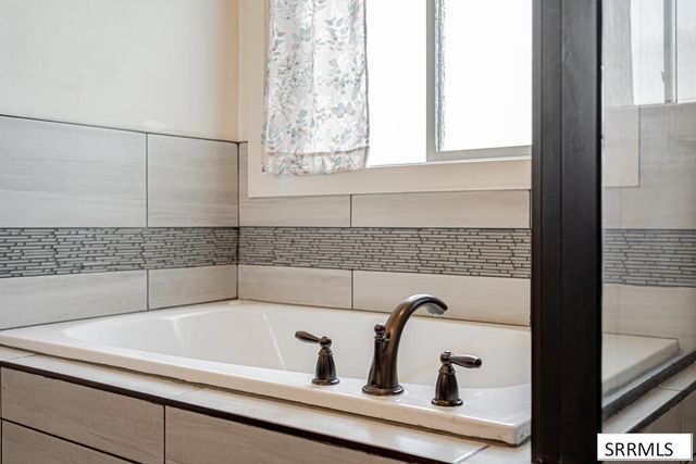 5100 E Nelson Drive, Iona, ID 83427