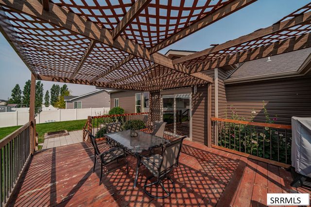 5100 E Nelson Drive, Iona, ID 83427