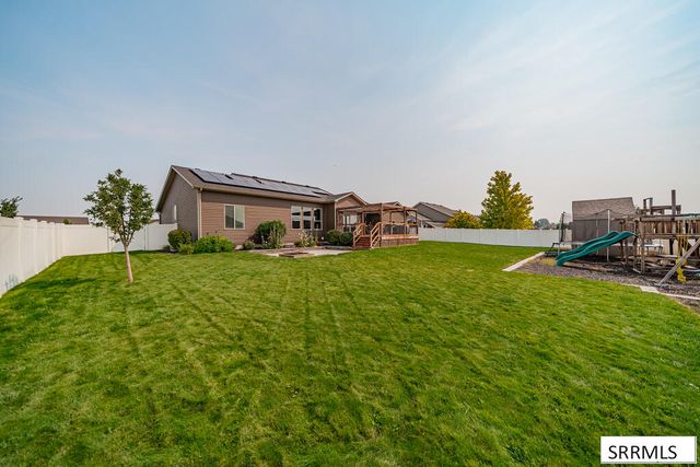 5100 E Nelson Drive, Iona, ID 83427