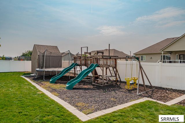 5100 E Nelson Drive, Iona, ID 83427