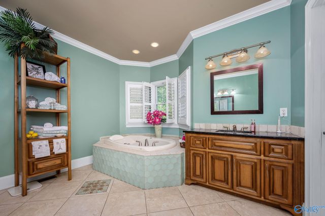 913 Dogwood Drive, Fayetteville, TN 37334