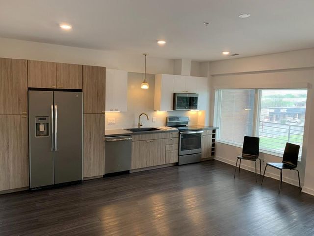 4361 S Congress Ave 304, Austin, TX 78745